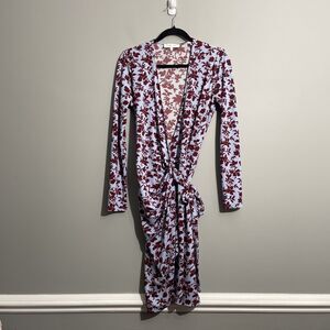 Lark & Ro Blue Red Floral Dress M Wrap Style Long Sleeve Soft Romantic